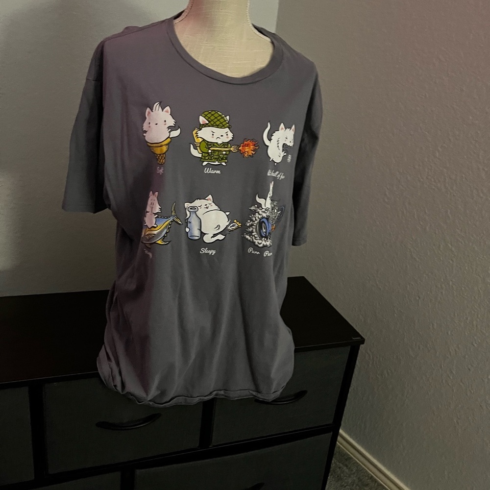 Gray Graphic T-Shirt with Cat Illustrations 2X - Picture 2 of 5